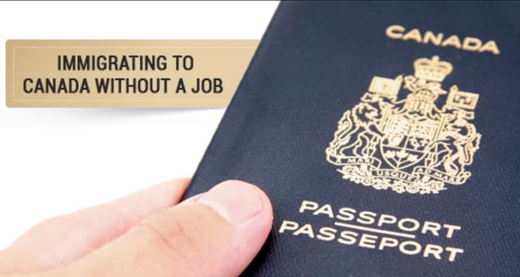 هل يمكن الهجرة إلى كندا بدون عرض عمل