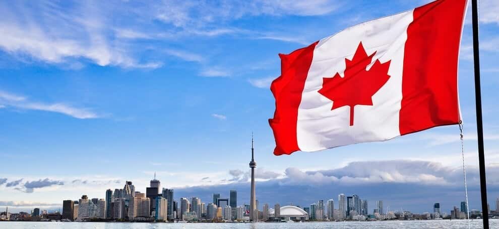 الهجرة الى كندا من الامارات
