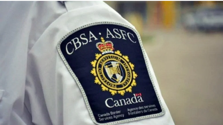 ضباط وكالة خدمات الحدود في كندا يوقفون " تزوير أوراق تخص الهجرة " في ساسكاتشوان