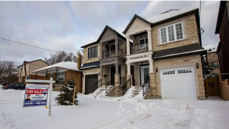 ارتفاع مبيعات المنازل في تورونتو بنسبة كبيرة عن العام الماضي