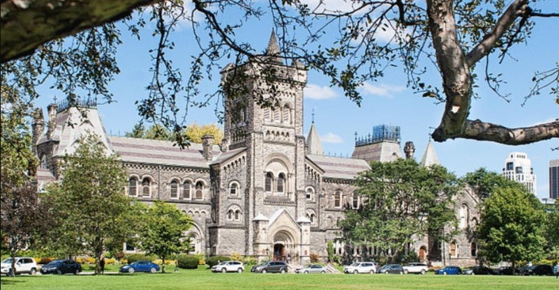 جامعة تورنتو