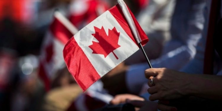 استمارة طلب لجوء انساني الى كندا
