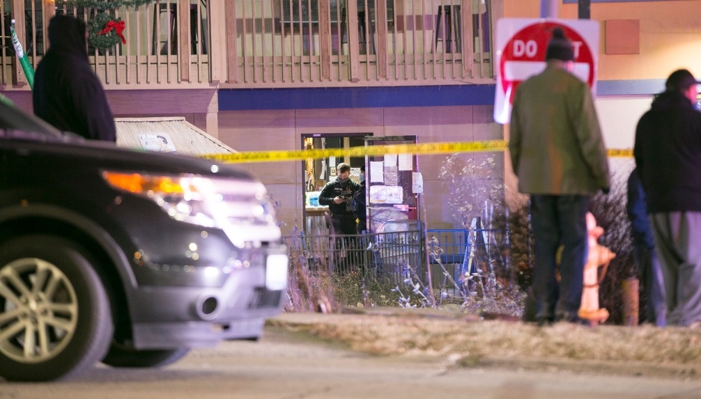 عسكري أمريكي متهم بإطلاق النار وقتل 3 أشخاص في صالة بولينغ