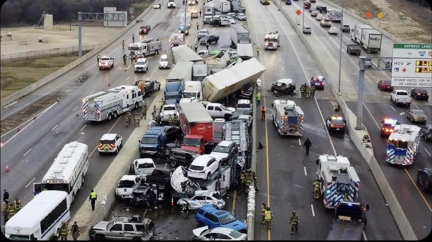 مصرع 6 أشخاص وإصابة العشرات في حادث تصادم أكثر من 100 مركبة في تكساس