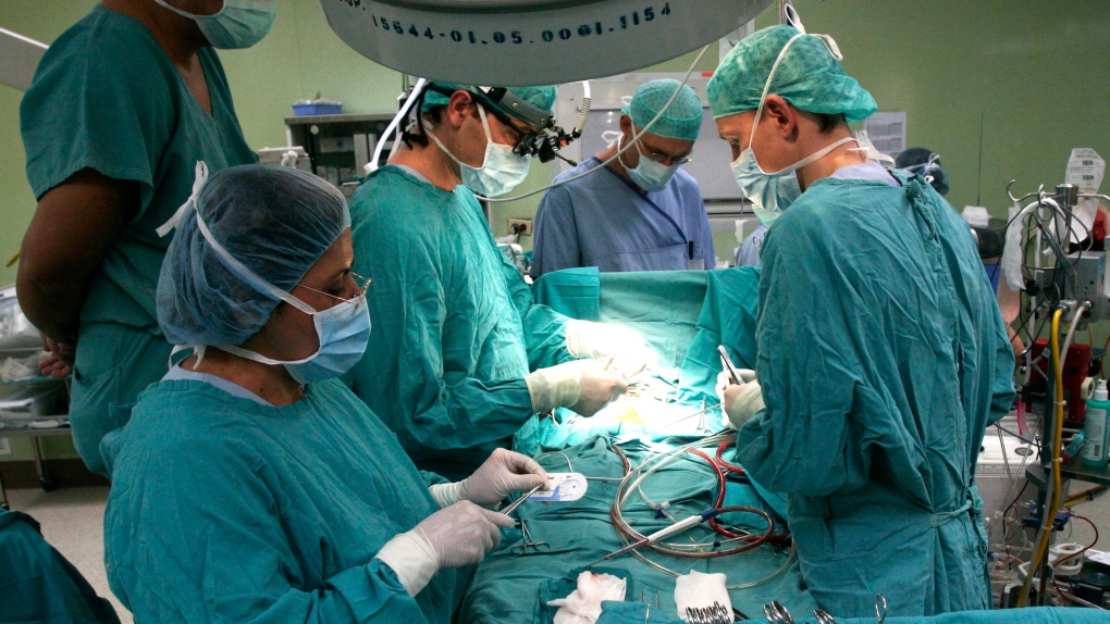 تأجيل أكثر من 353 ألف عملية جراحية بسبب وباء كورونا