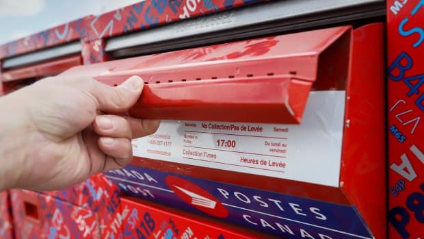 امرأة تخسر 580 دولاراً بسبب Canada Post