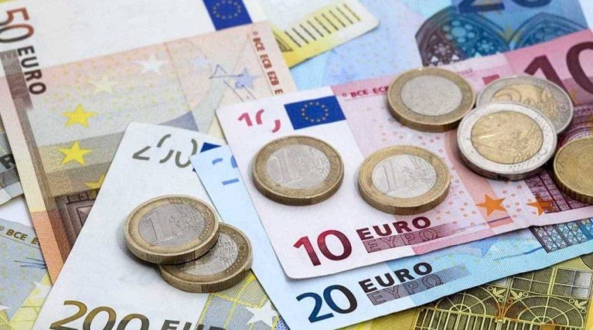 سعر اليورو اليوم مقابل العملات العالمية والعربية