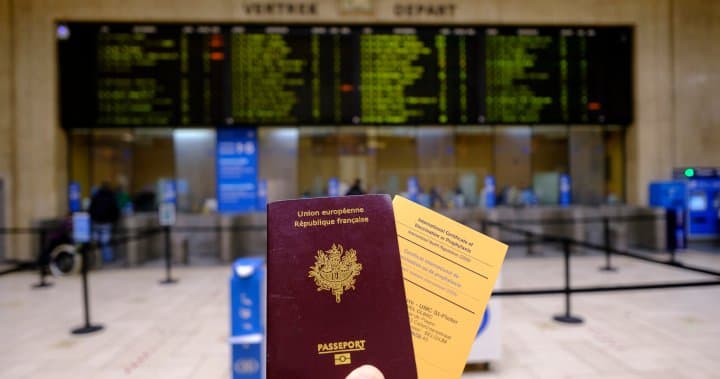 الاتحاد الأوروبي يدرس اقتراحاً لإطلاق جواز سفر رقمي لمتلقي لقاح كورونا