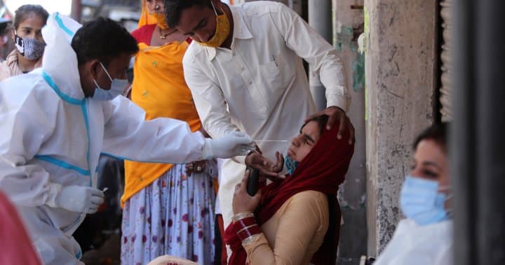 "انتهى الأمر"..الهند تعيش كارثة صحية عامة ومرضى فيروس كورونا يختنقون بلا أكسجين