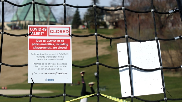 المستشارون العلميون في أونتاريو يقترحون إعادة فتح المساحات الخارجية الترفيهية