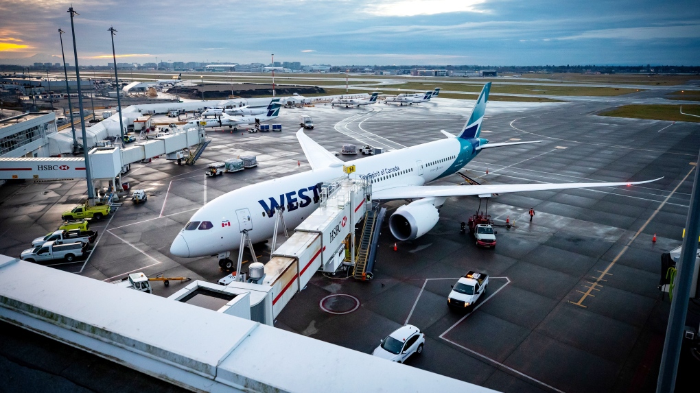 خبراء: أسعار الرحلات الجوية الكندية ستنخفض لجذب المسافرين للعودة