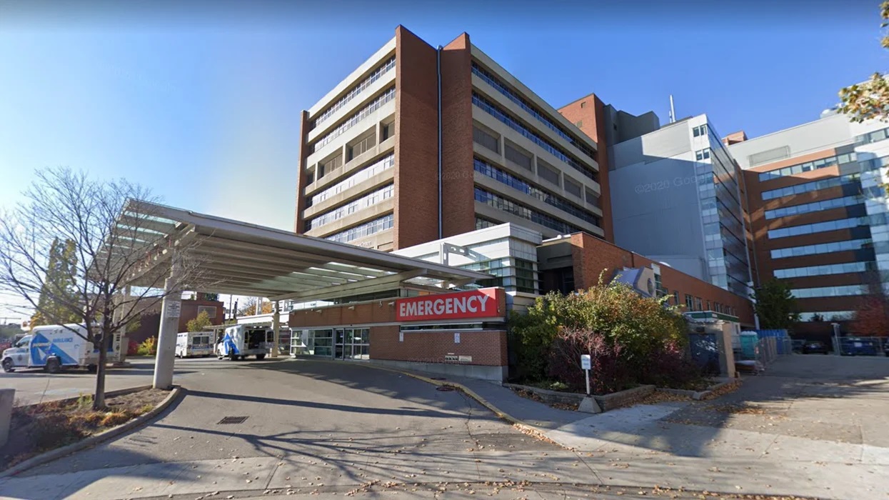 إصابة أشخاص تلقوا جرعتين من اللقاح بفيروس كورونا في مستشفى بتورنتو