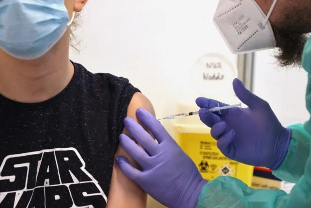 ألمانيا تشهد ارتفاعاً في أعداد الإصابات بالمتغير دلتا والخبراء يطالبون بتسريع التطعيم
