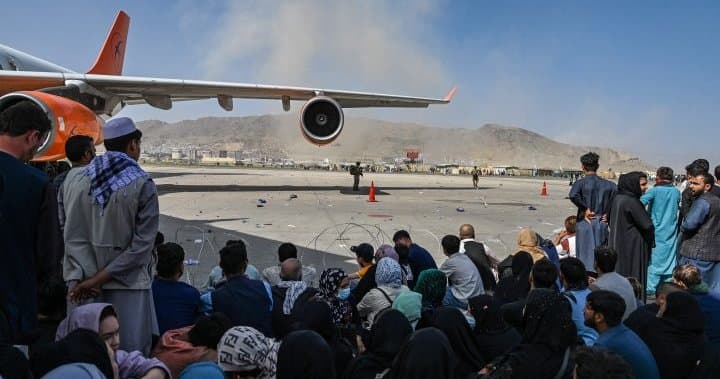 رحلة عسكرية كندية جديدة تجلي 500 شخص من كابول
