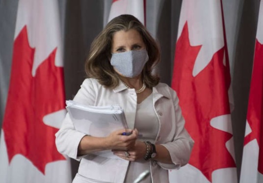 نائبة رئيس الوزراء الكندي
