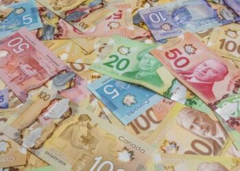 سعر الدولار الكندي مقابل العملات العربية والعالمية اليوم 26 ديسمبر