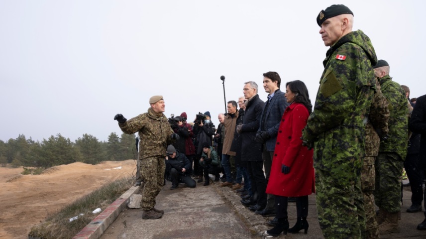 رئيس أركان الدفاع الكندي: الغزو الروسي لشمال كندا "منخفض للغاية".. لكن ذلك قد يتغير