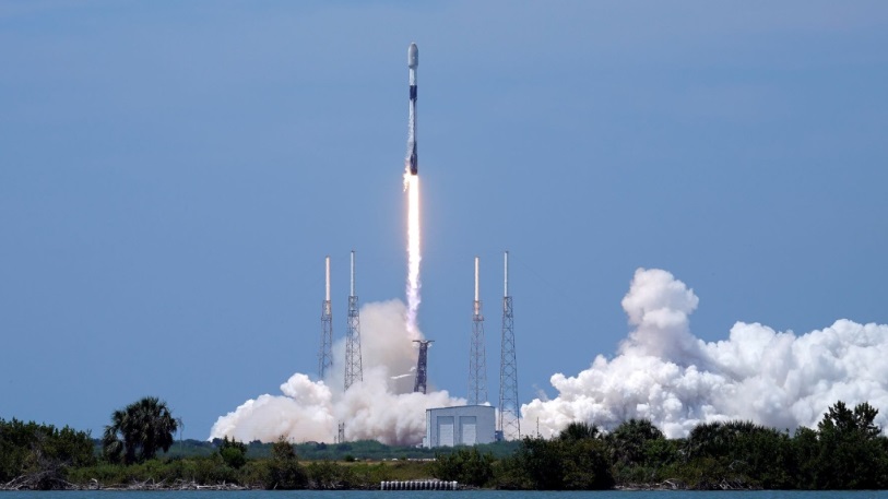 كيبيك تعلن توفير إنترنت عالي السرعة لـ 250 ألف أسرة بمساعدة شركة إيلون ماسك SpaceX