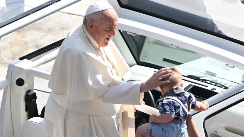 وصول البابا فرانسيس إلى مدينة كيبيك بعد ظهر الأربعاء