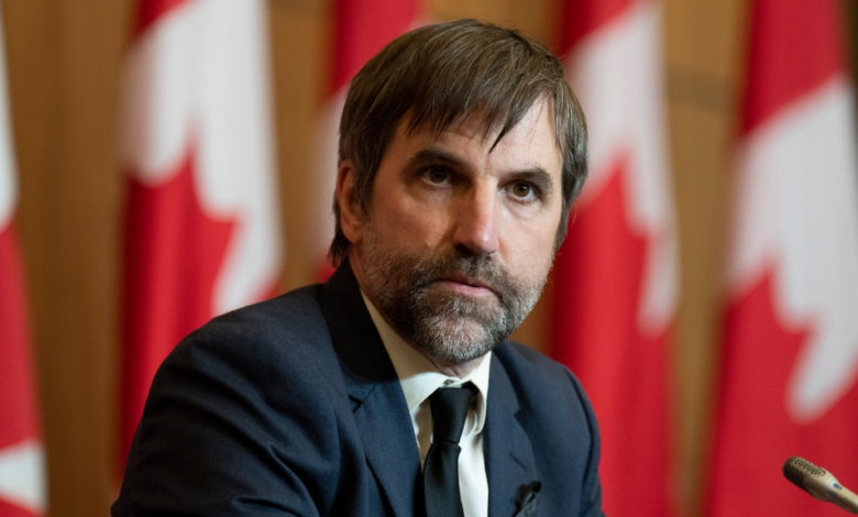 Steven Guilbeault وزير البيئة وتغير المناخ الكندي
