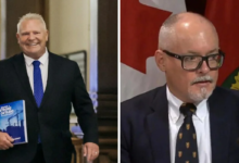 رئيس الوزراء دوج فورد وكبير الأطباء في أونتاريو الدكتور Kieran Moore