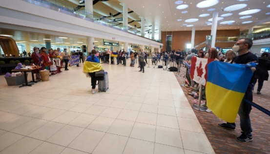 مسار جديد للحصول على الإقامة الدائمة للأوكرانيين في كندا