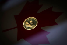 الدولار الكندي يعود للتراجع بعد المكاسب الطفيفة التي حققها مؤخرا