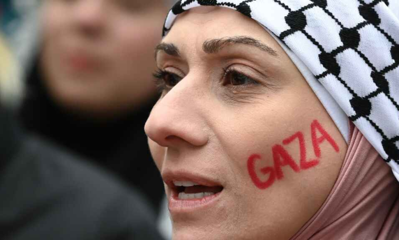 الآلاف يحتشدون نُصرة لـ غزة في مونتريال