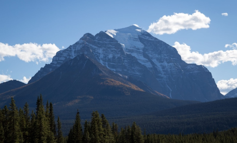 مصرع متزلج بعد سقوطه من جبل Temple في حديقة Banff الوطنية