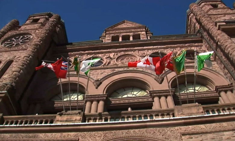 أونتاريو تلغي قانون سقف الأجور بعد ساعات من الخسارة في محكمة الاستئناف