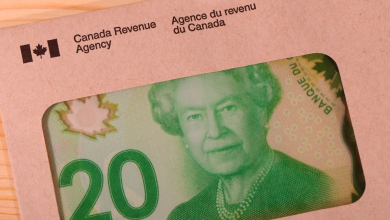 بعض الكنديين يحصلون على أكثر من 7000 دولار من هذه المدفوعات الفيدرالية في عام 2024