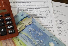 4 طرق قد تكلفك المال في حال عدم تقديم ضرائبك الكندية هذا العام