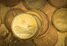 الدولار الكندي ينخفض ويسجل أدنى مستوى له في 4 أشهر