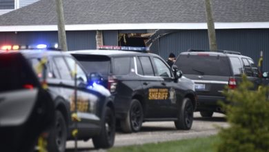 مقتل طفل وأخته وإصابة 15 آخرين بعد اصطدام سيارة برواد حفل عيد ميلاد في ميشيغان